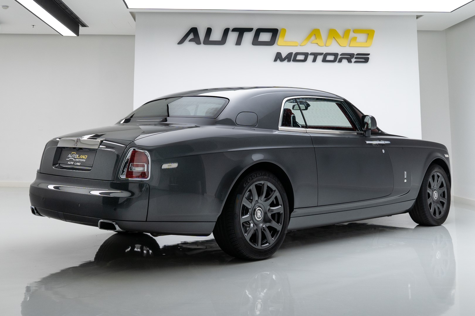 2014 ROLLS ROYCE PHANTOM COUPE BESPOKE CHICANE EDITION